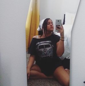 Meet your Posher, Anna